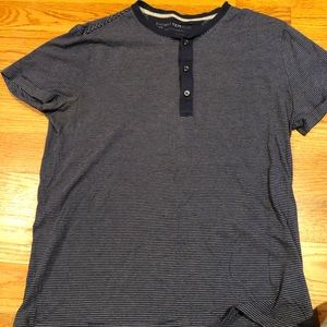 Men’s Banana Republic Striped T-shirt Large